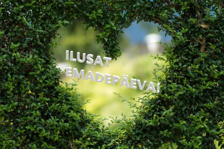 emadepäev